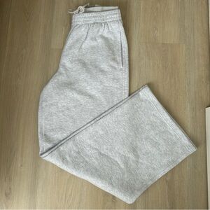 Skims Cotton Fleece Exposed Boxer Pant in Light Heather Grey size Small